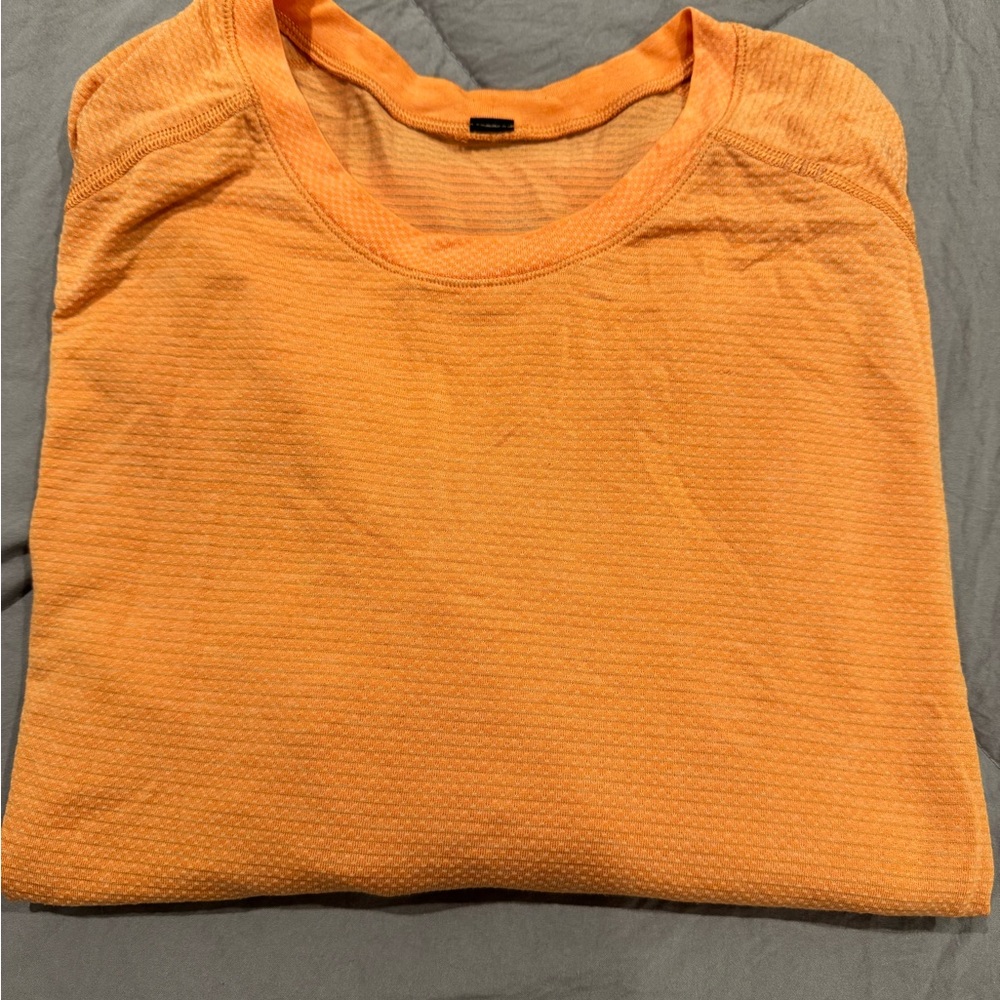 Men's Lululemon T shirt